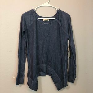Women’s Sweater shirt